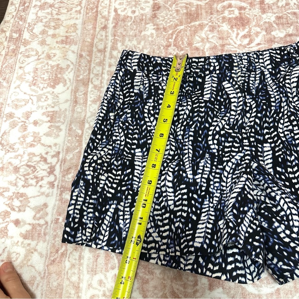 White House Black Market Patterned Shorts - Picture 8 of 8
